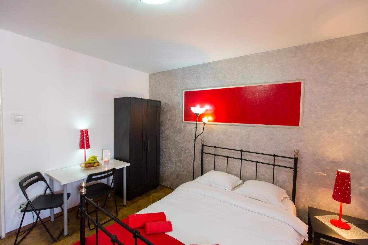 Bucharestby Apartments Bagian luar foto